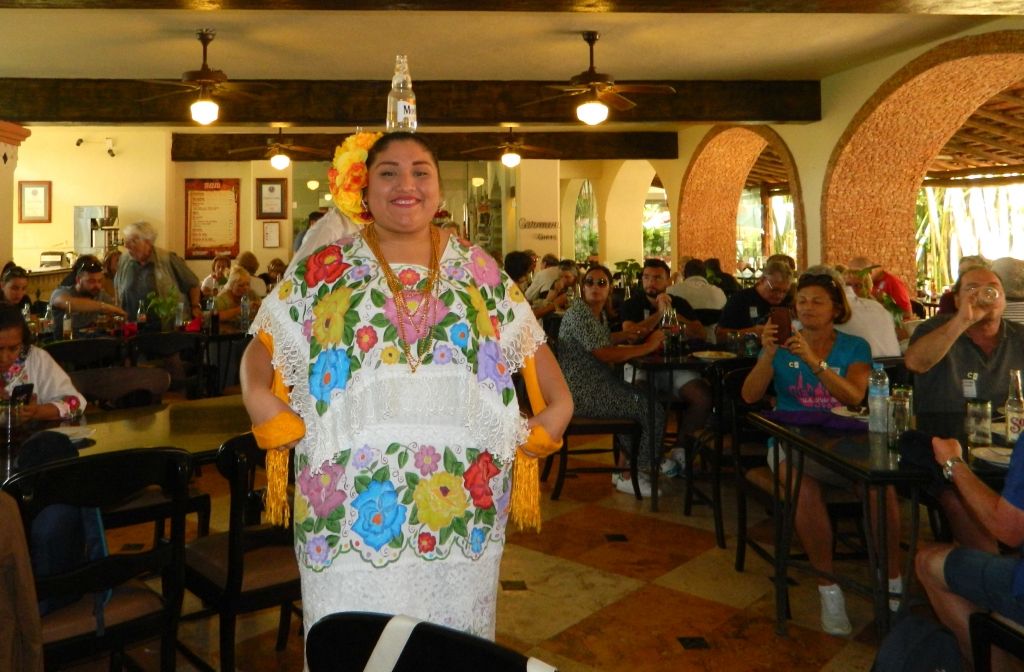 Buffet su musica mariachi